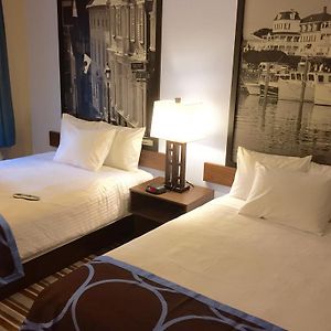 Double Room Two Double Beds Non-Smoking